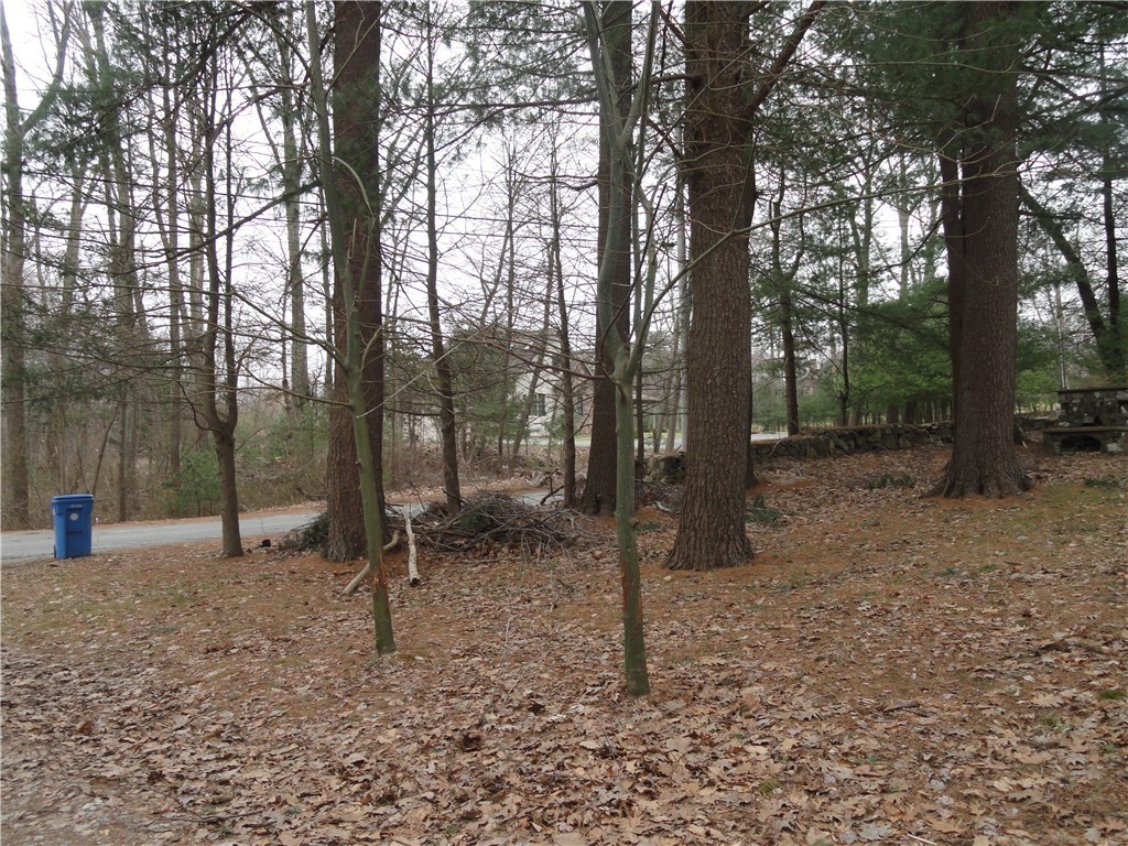 92 Little Pond County Road Cumberland, RI 02864 - Photo 3 of 7