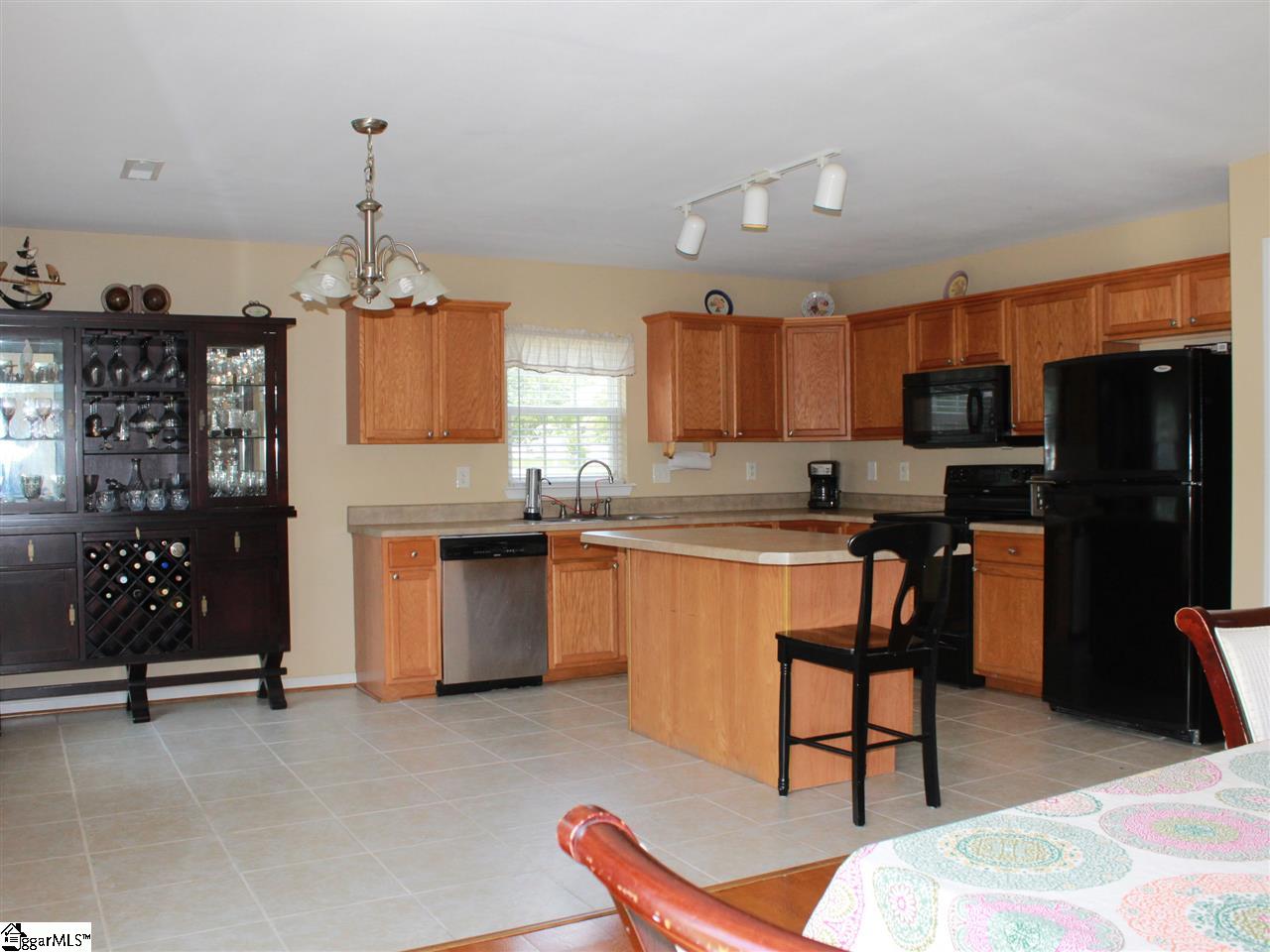 202 Worcester Lane Easley, SC 29642 - Photo 14 of 36 Gallery Image 14