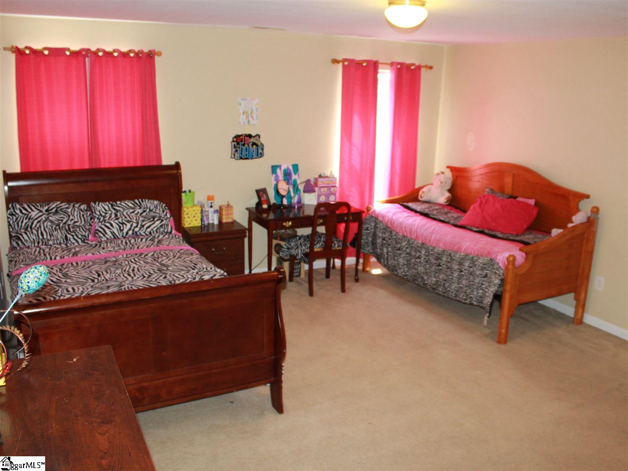 202 Worcester Lane Easley, SC 29642 - Photo 23 of 36 Gallery Image 23