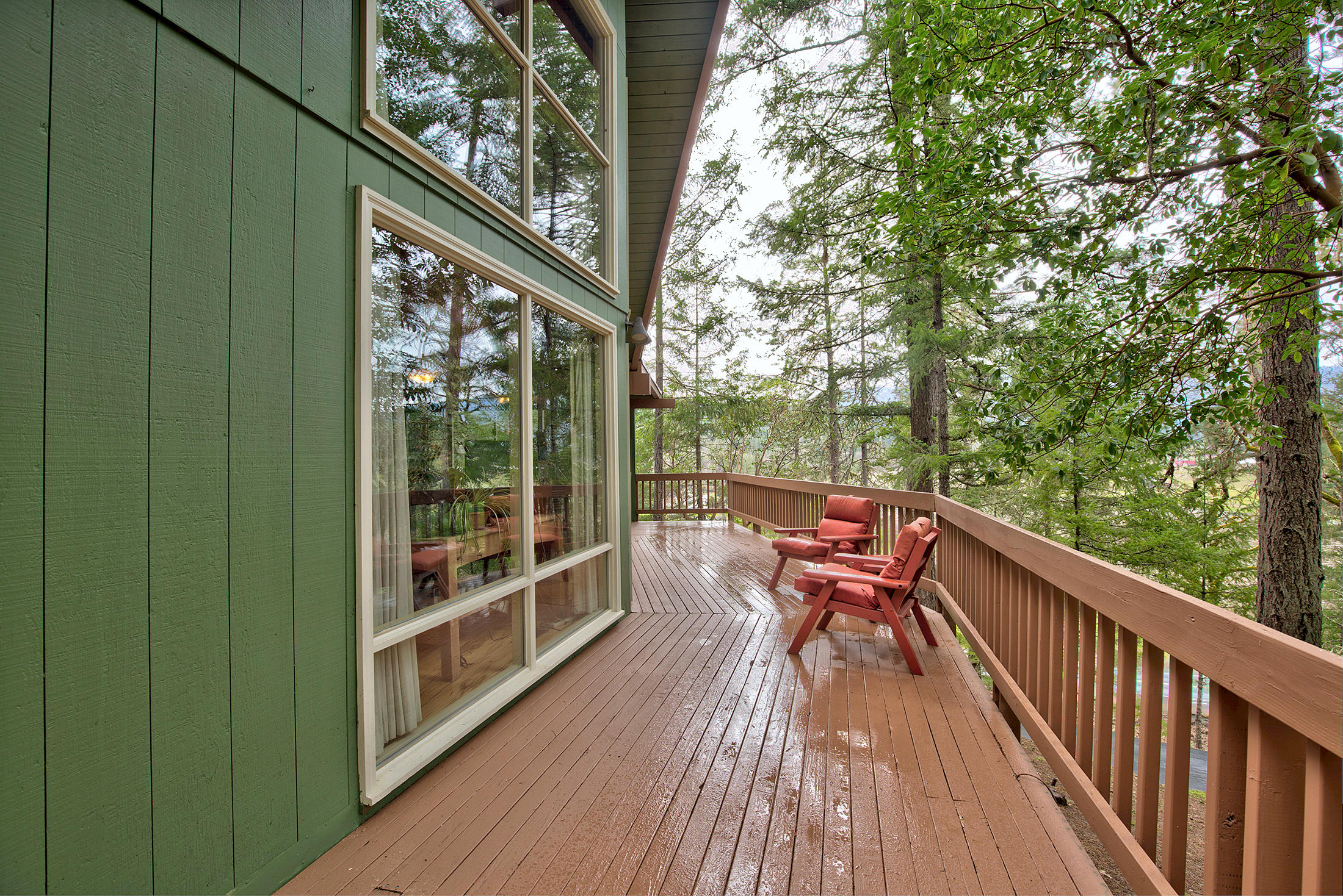 2290 Galice Road Merlin, OR 97532 - Photo 11 of 42 Deck Area