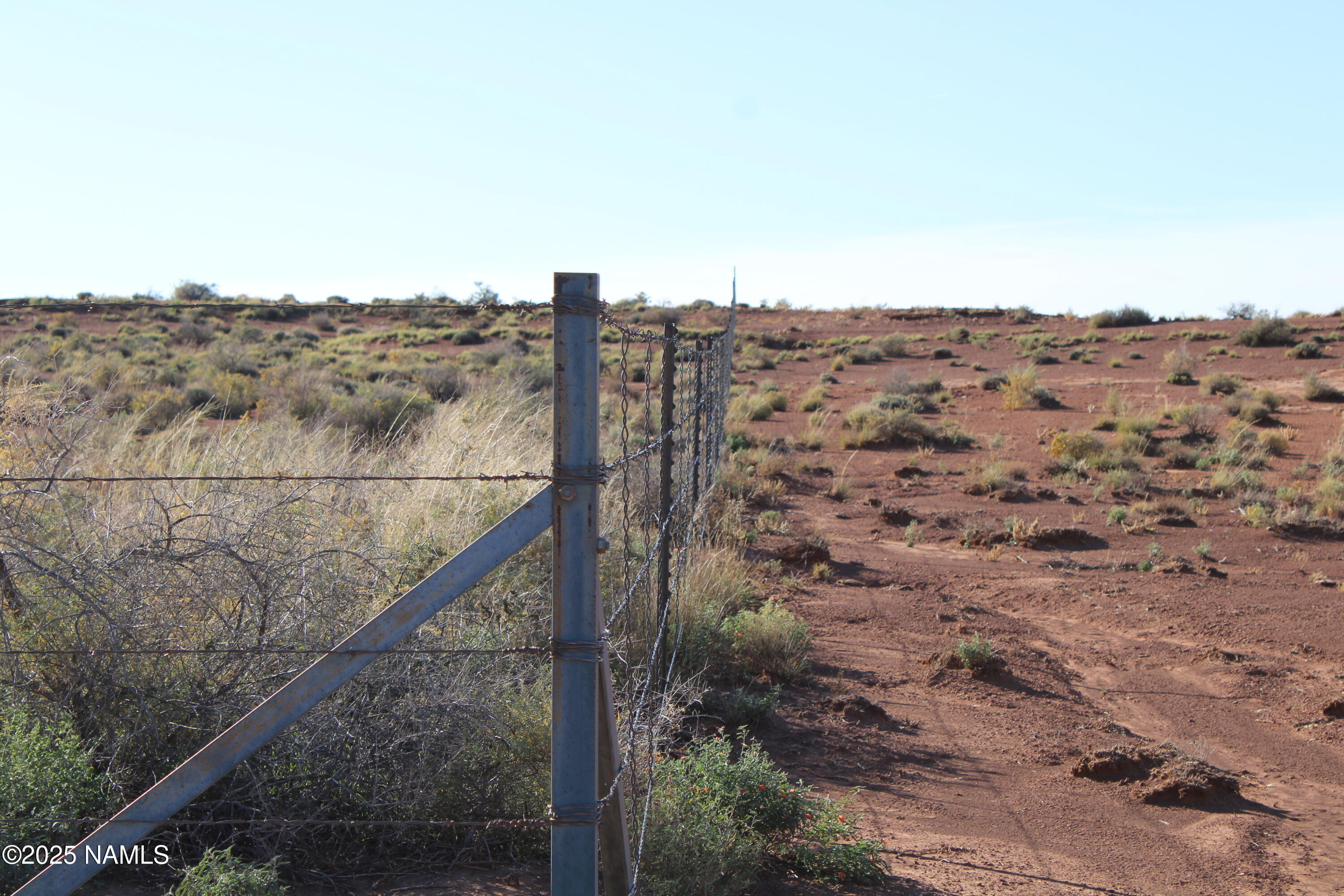 148 Red Dog Road Winslow, AZ 86047 - Photo 3 of 28 a view of a terrace