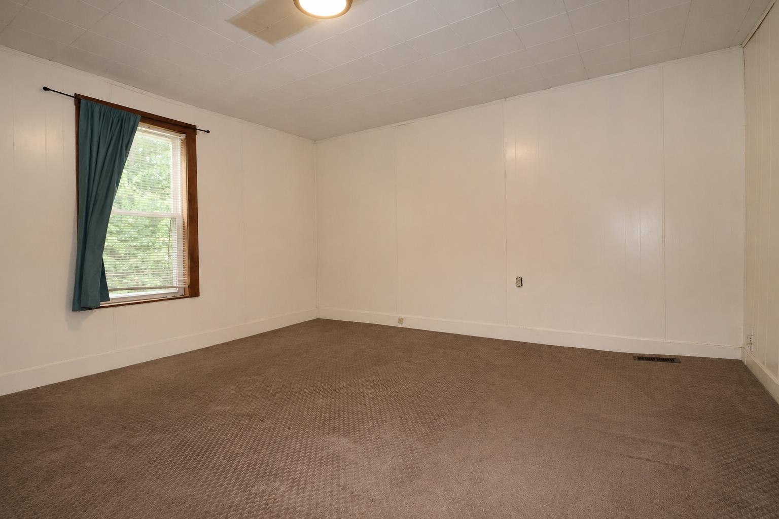 95-97 Lancaster Road Gorham, NH 03581 - Photo 14 of 41 Gallery Image 14