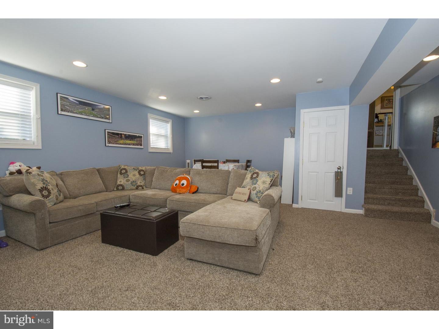 417 Rittenhouse Circle Havertown, PA 19083 - Photo 16 of 24 Family Room