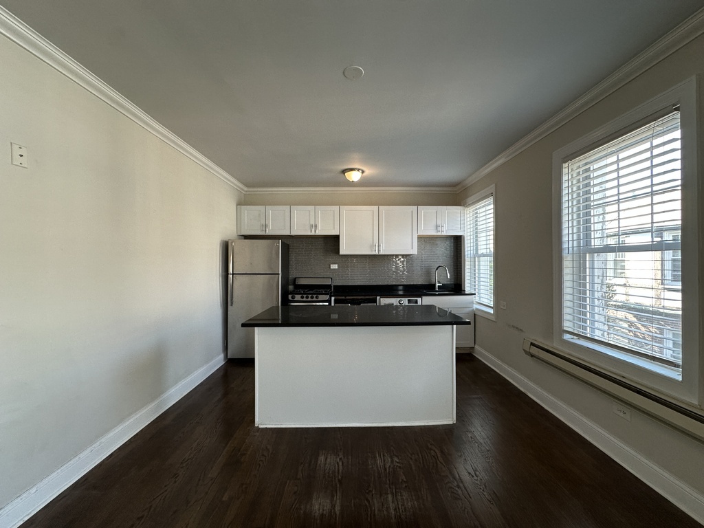 918 Green Bay Road, Unit 3B Winnetka, IL 60093 - Photo 2 of 20