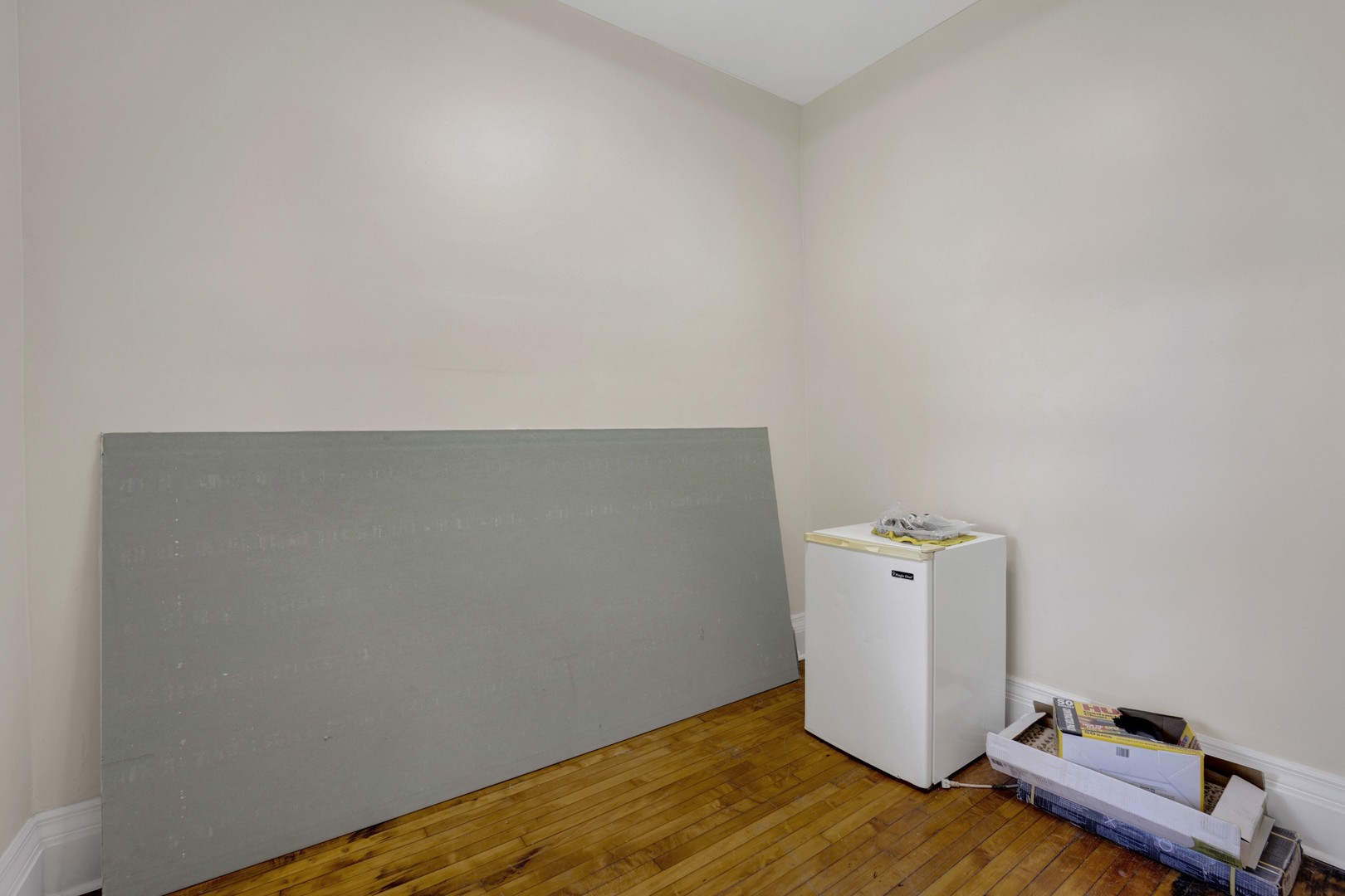 614 South Loomis Street, Unit 1 Chicago, IL 60607 - Photo 9 of 28