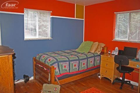330 East River Road Flushing, MI 48433 - Photo 13 of 22 20217208-12.JPG
