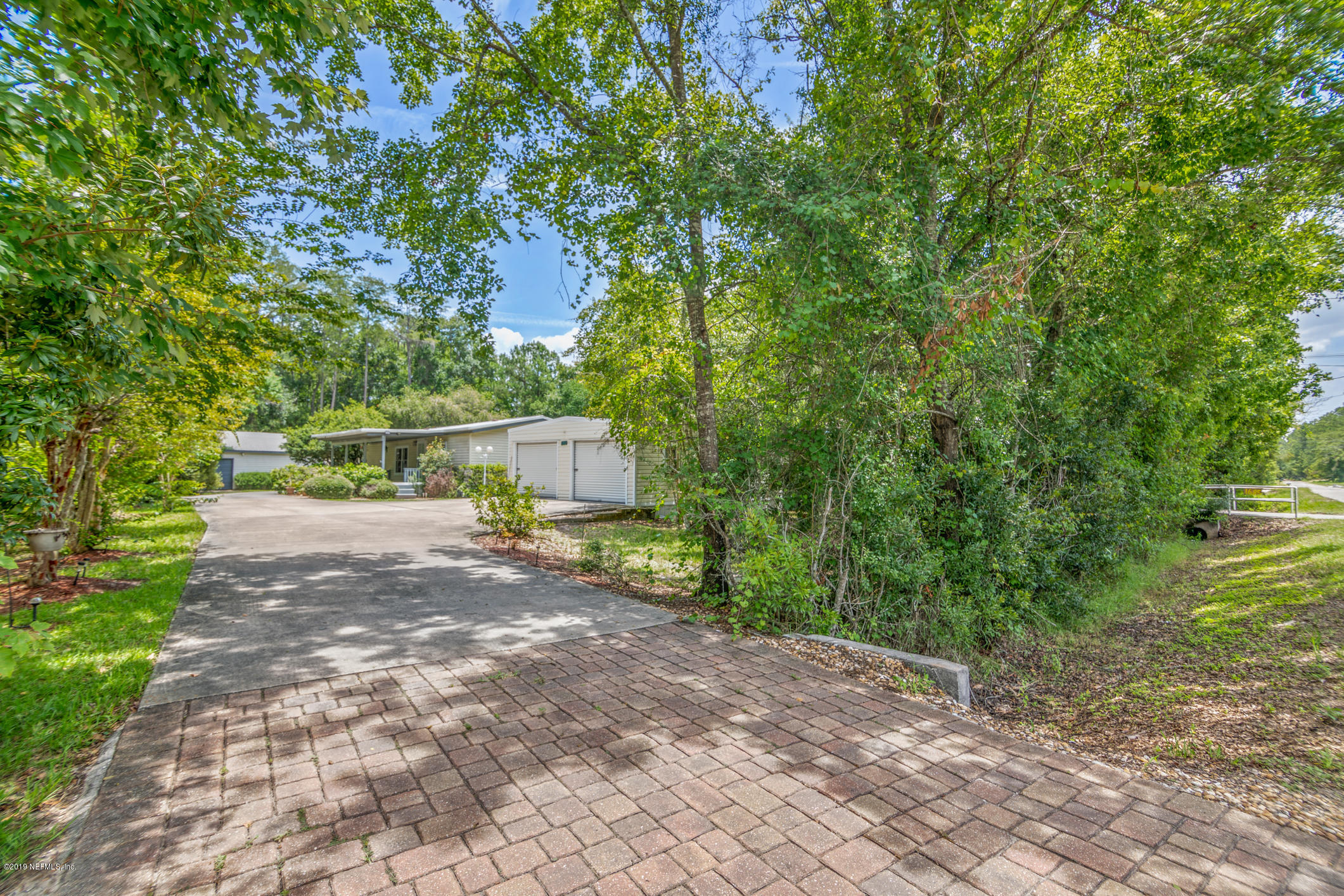 1665 Scott Road St. Johns, FL 32259 - Photo 2 of 54 Driveway to main house