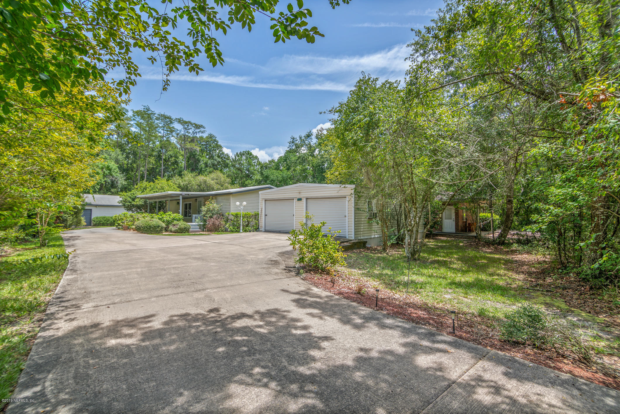 1665 Scott Road St. Johns, FL 32259 - Photo 3 of 54 Driveway to main house