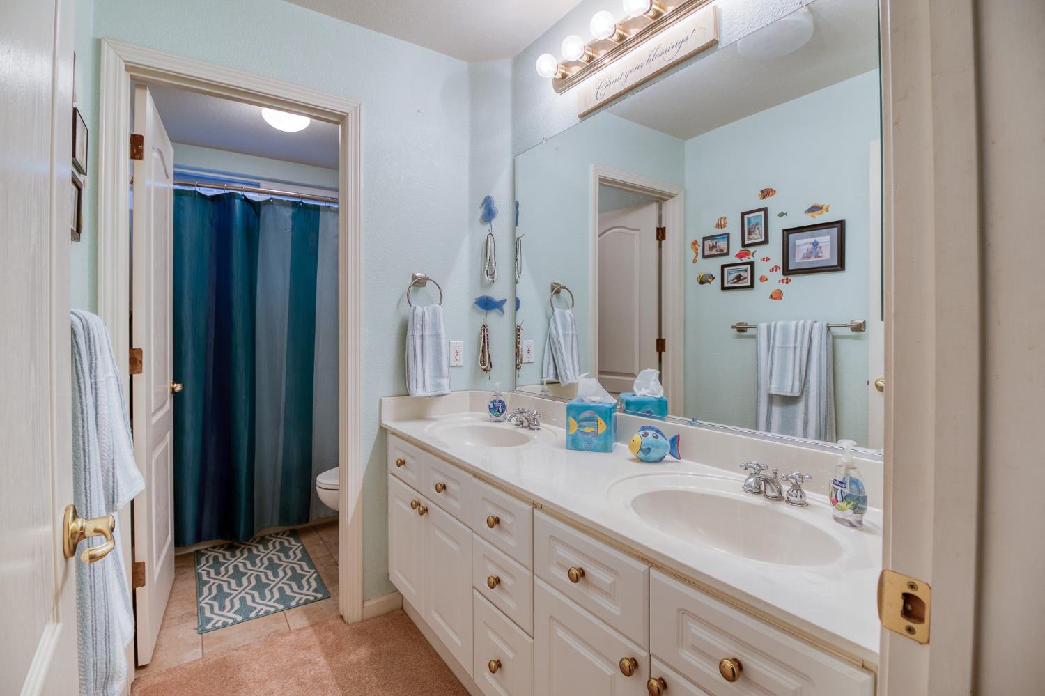 1718 Heirloom Court Modesto, CA 95357 - Photo 23 of 38