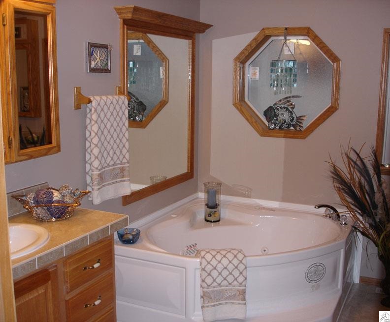 5759 Arnold Road Duluth, MN 55803 - Photo 8 of 17