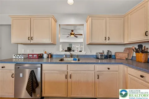 $339,000 | 120 North Oak Street, Freemansburg, PA 18017