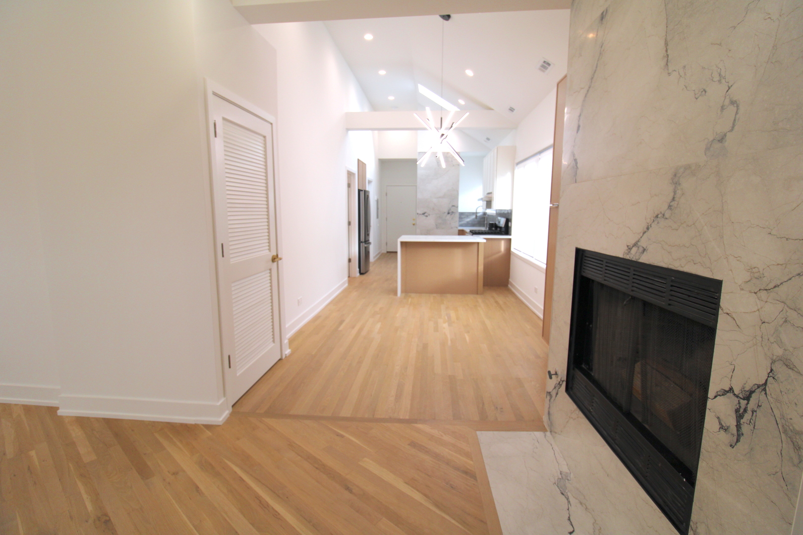 933 North Ashland Avenue, Unit 2F Chicago, IL 60622 - Photo 14 of 45