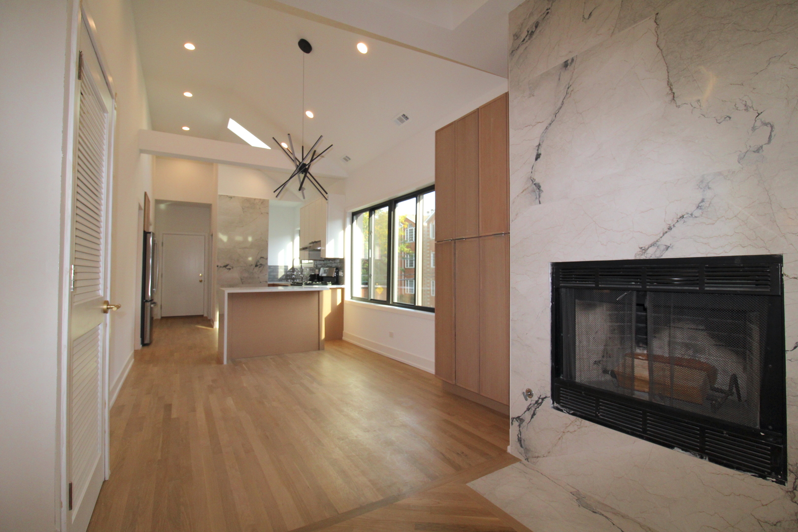 933 North Ashland Avenue, Unit 2F Chicago, IL 60622 - Photo 15 of 45