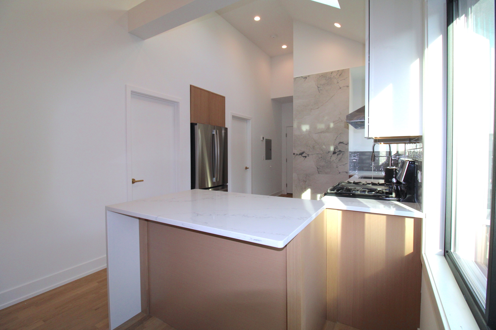 933 North Ashland Avenue, Unit 2F Chicago, IL 60622 - Photo 24 of 45