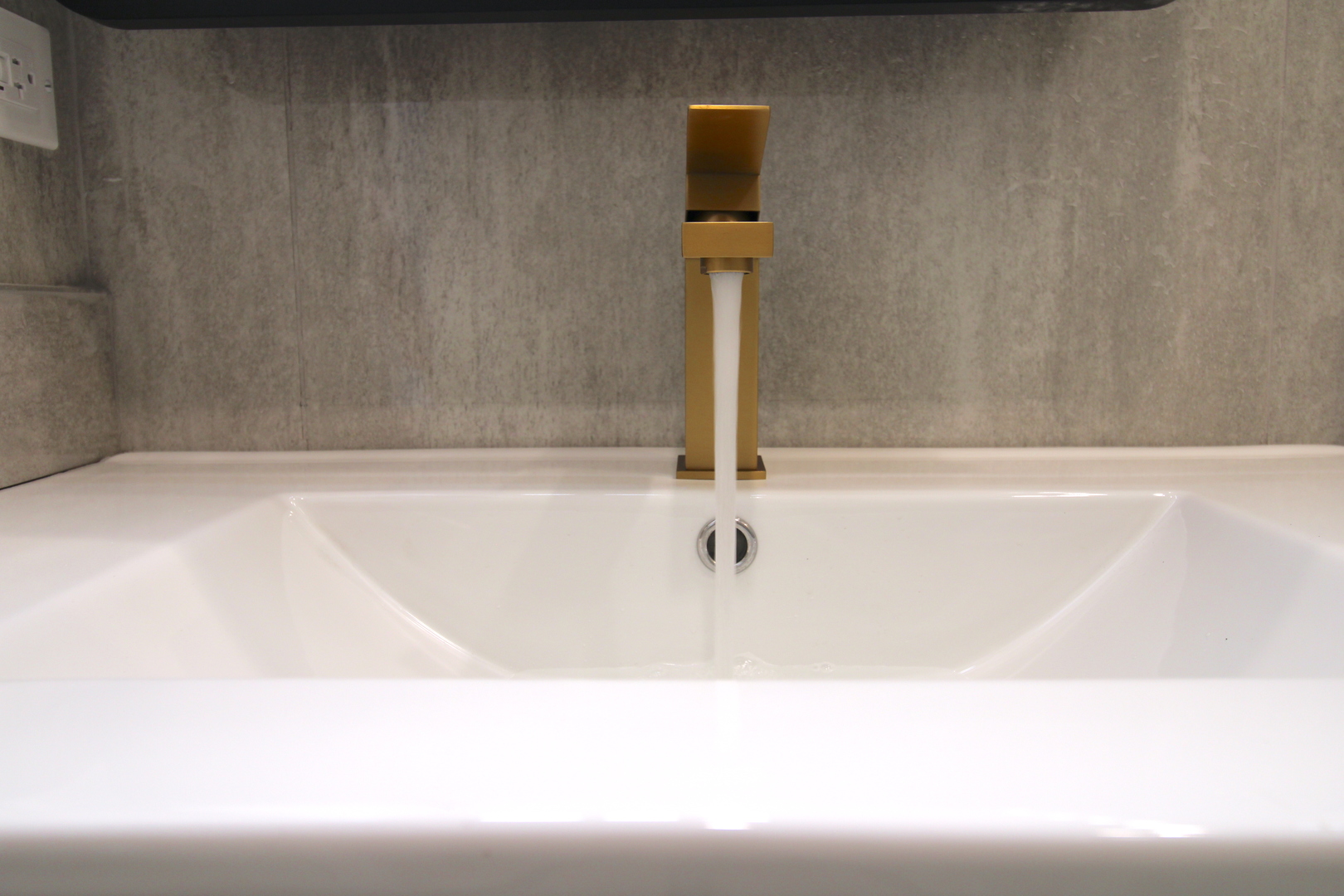 933 North Ashland Avenue, Unit 2F Chicago, IL 60622 - Photo 36 of 45