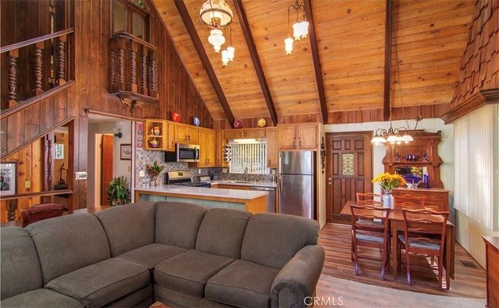 359 Kuffel Canyon Road Lake Arrowhead, CA 92352 - Photo 15 of 36