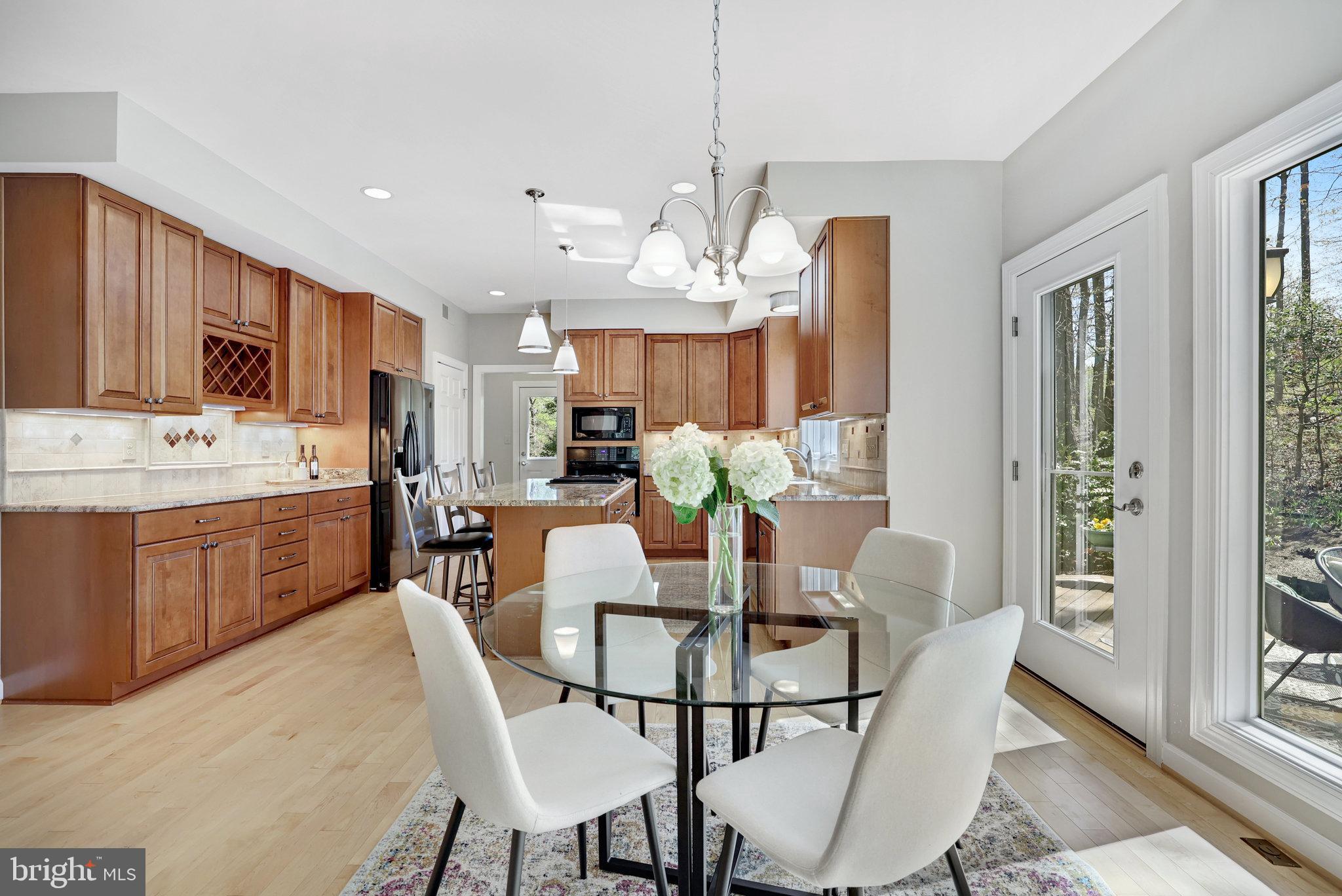 1227 Tottenham Court Reston, VA 20194 - Photo 24 of 55