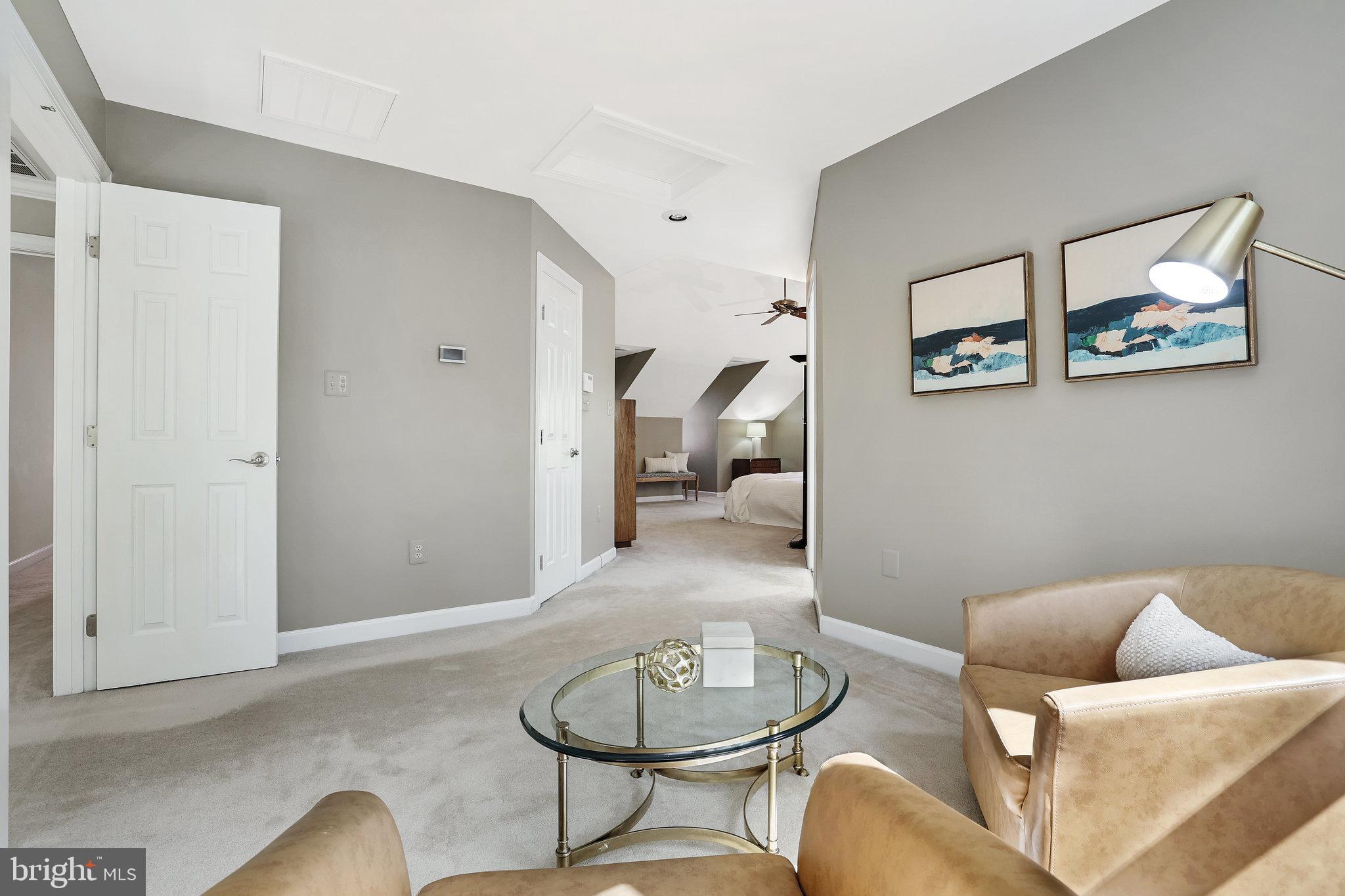 1227 Tottenham Court Reston, VA 20194 - Photo 38 of 55