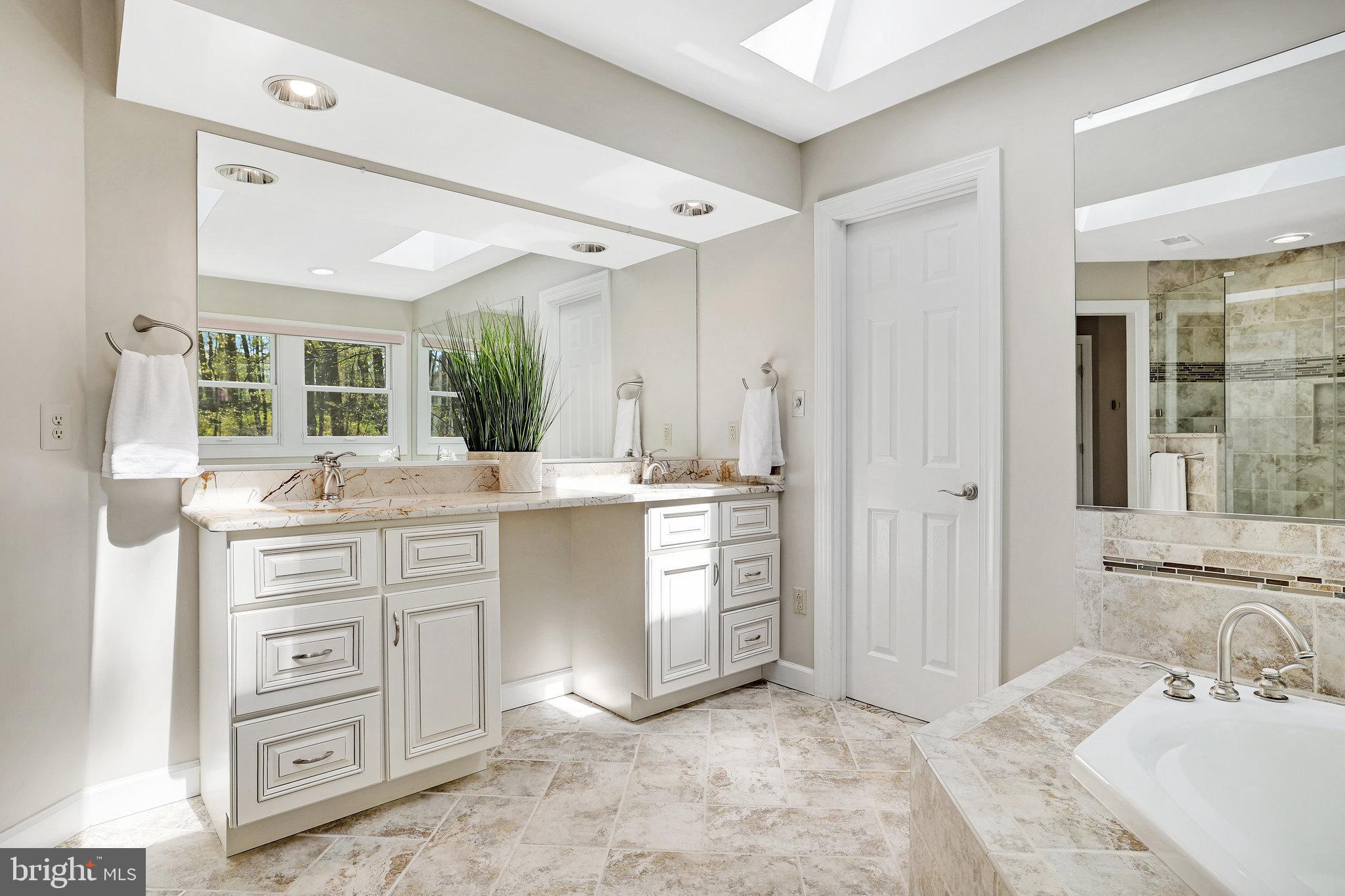 1227 Tottenham Court Reston, VA 20194 - Photo 41 of 55