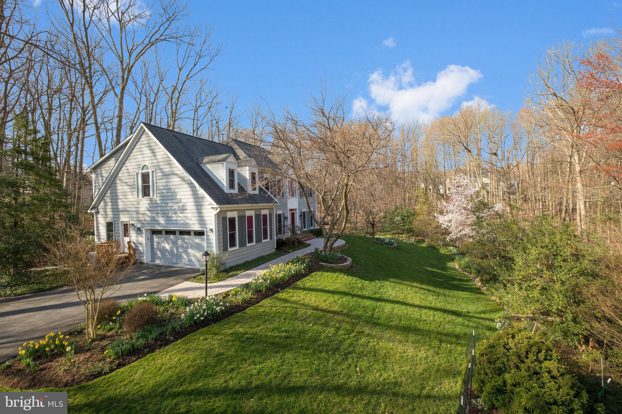 1227 Tottenham Court Reston, VA 20194 - Photo 6 of 55