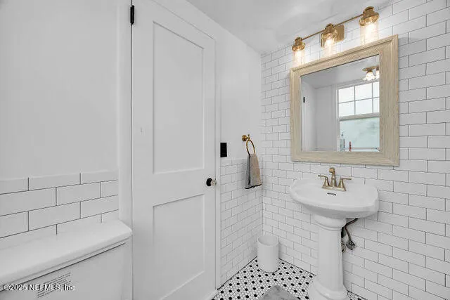 $395,000 | 257 Woodrow Street, Jacksonville, FL 32208