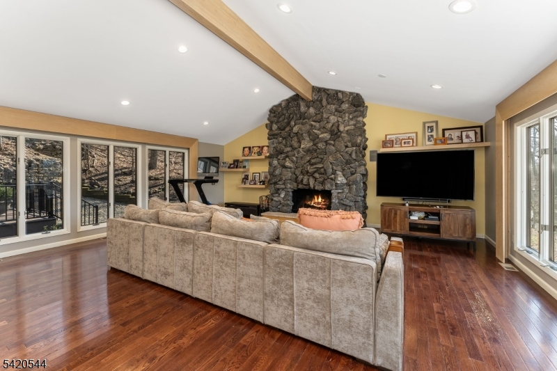 828 Star View Way Bridgewater, NJ 08807 - Photo 8 of 38