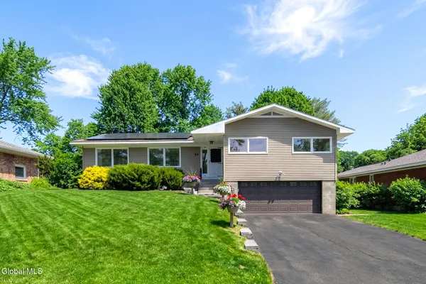$430,000 | 31 Freeman Road, Albany, NY 12208