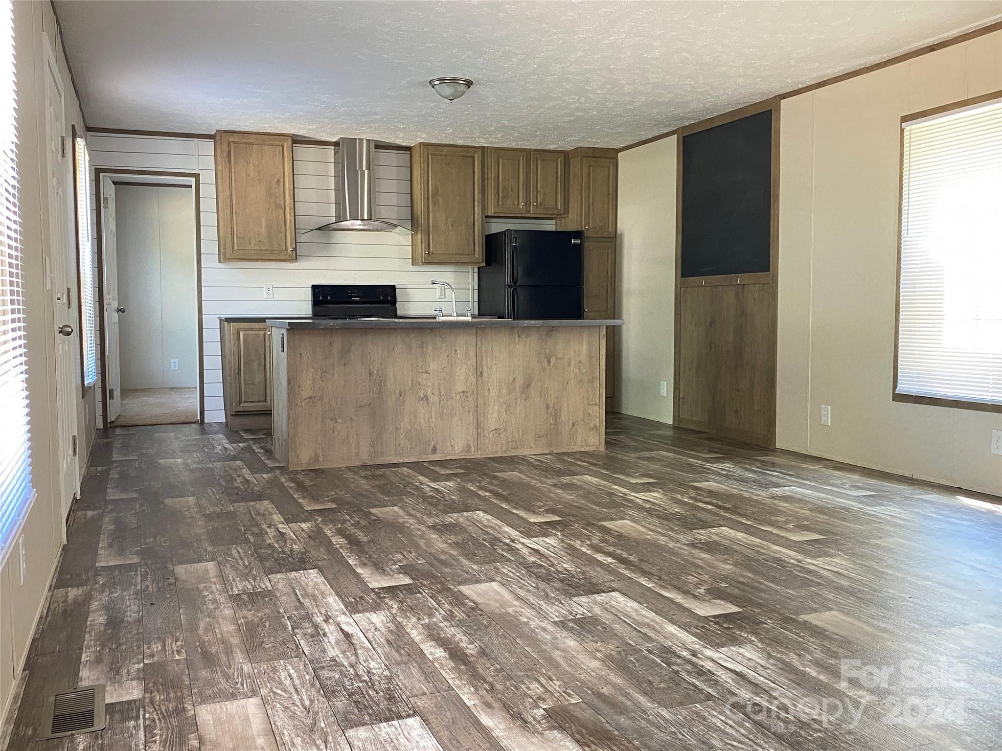 1847 Brian Kelley Lane Fort Mill, SC 29708 - Photo 4 of 8 Gallery Image 4