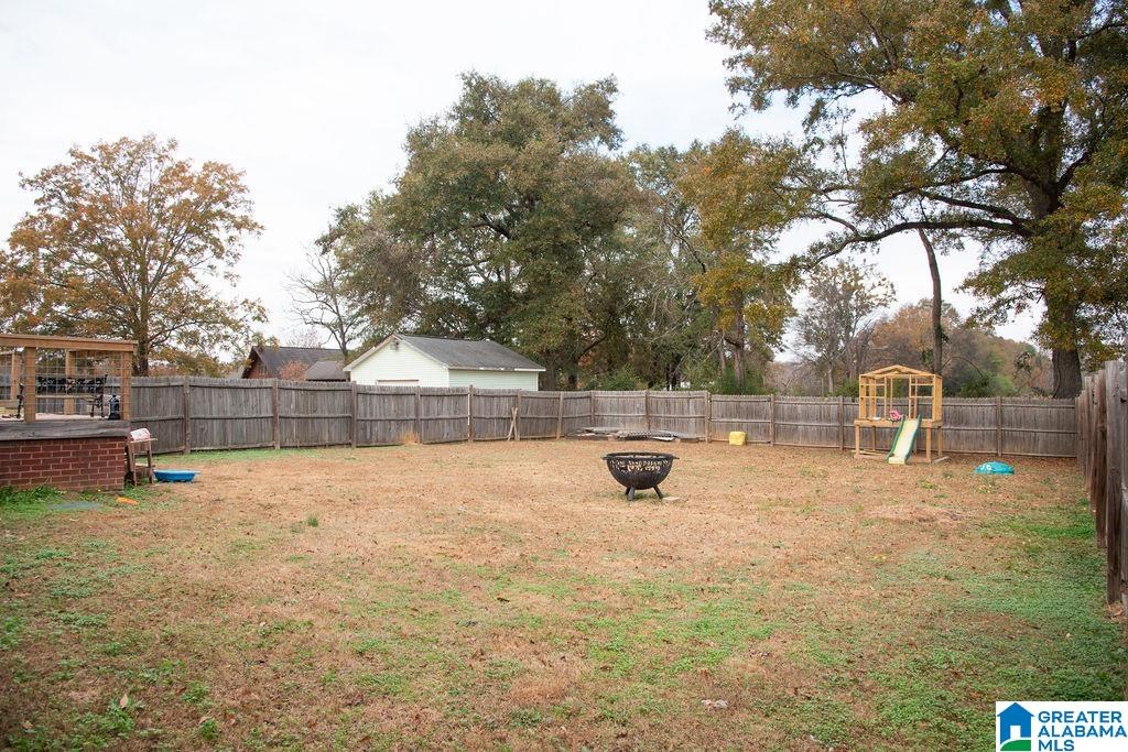 1467 Brooks Road Sylacauga, AL 35150 - Photo 3 of 30