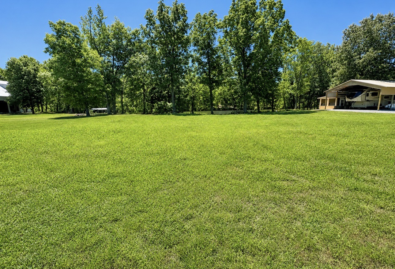 384 Duck Blind Road Clifton, TN 38425 - Photo 3 of 6