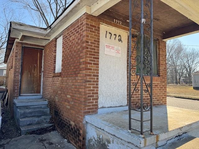 1772 Riverside Boulevard Memphis, TN 38109 - Photo 2 of 6 a view of front door of house
