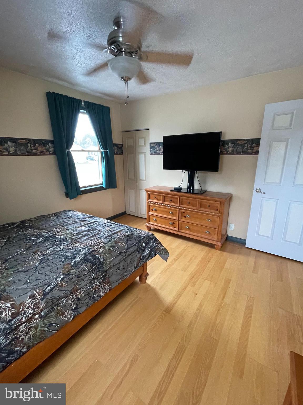 707 Fuselage Avenue Middle River, MD 21221 - Photo 24 of 28 Bedroom