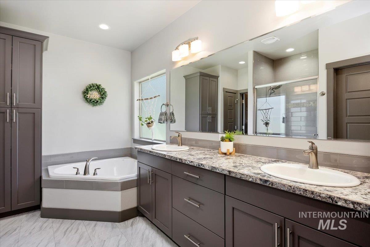 225 Slate Springs Kimberly, ID 83341 - Photo 21 of 45