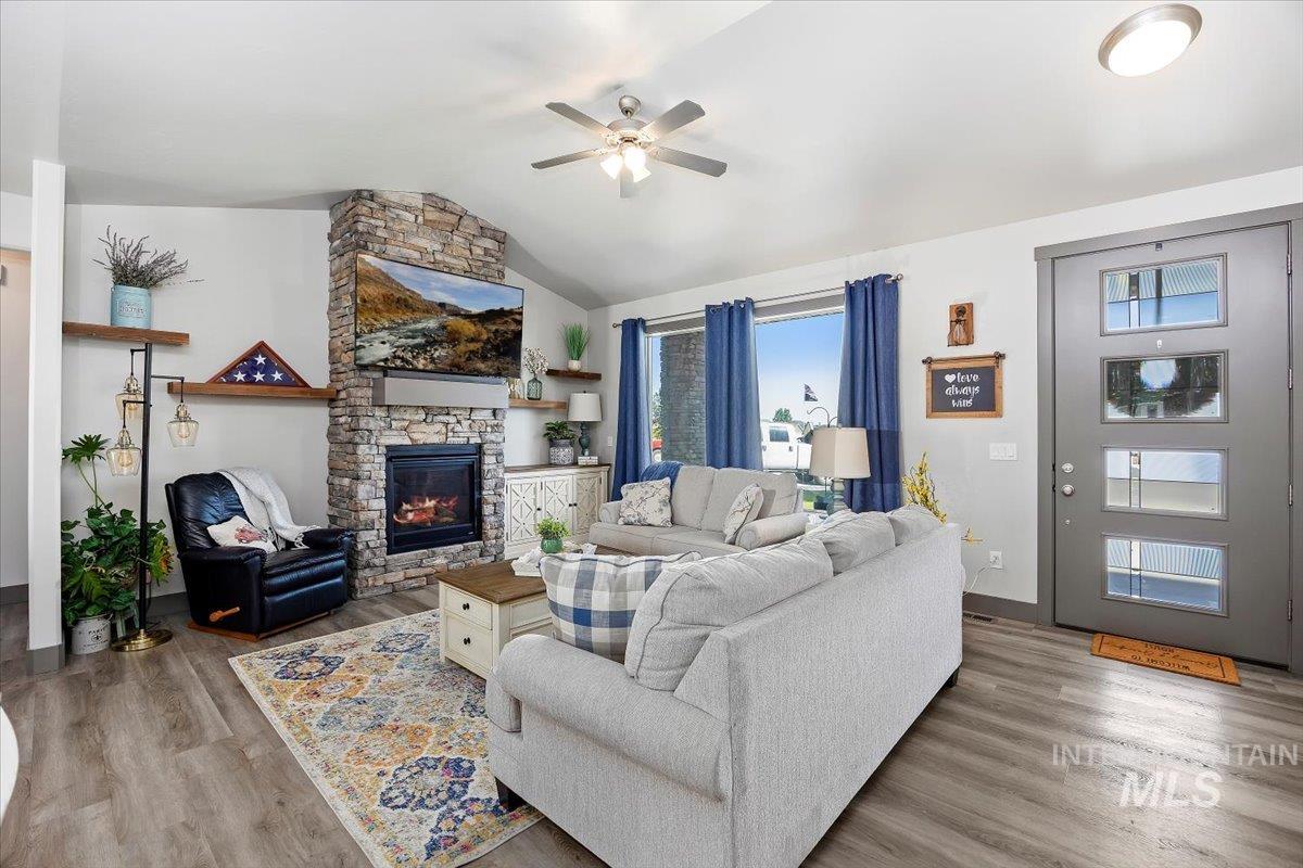 225 Slate Springs Kimberly, ID 83341 - Photo 4 of 45