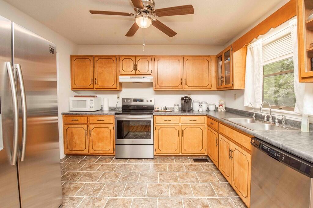 542 Bill Miller Road Spring City, TN 37381 - Photo 7 of 40 7