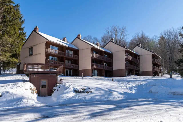 $525,000 | 774 East Mountain Road, Unit D4, Killington, VT 05751
