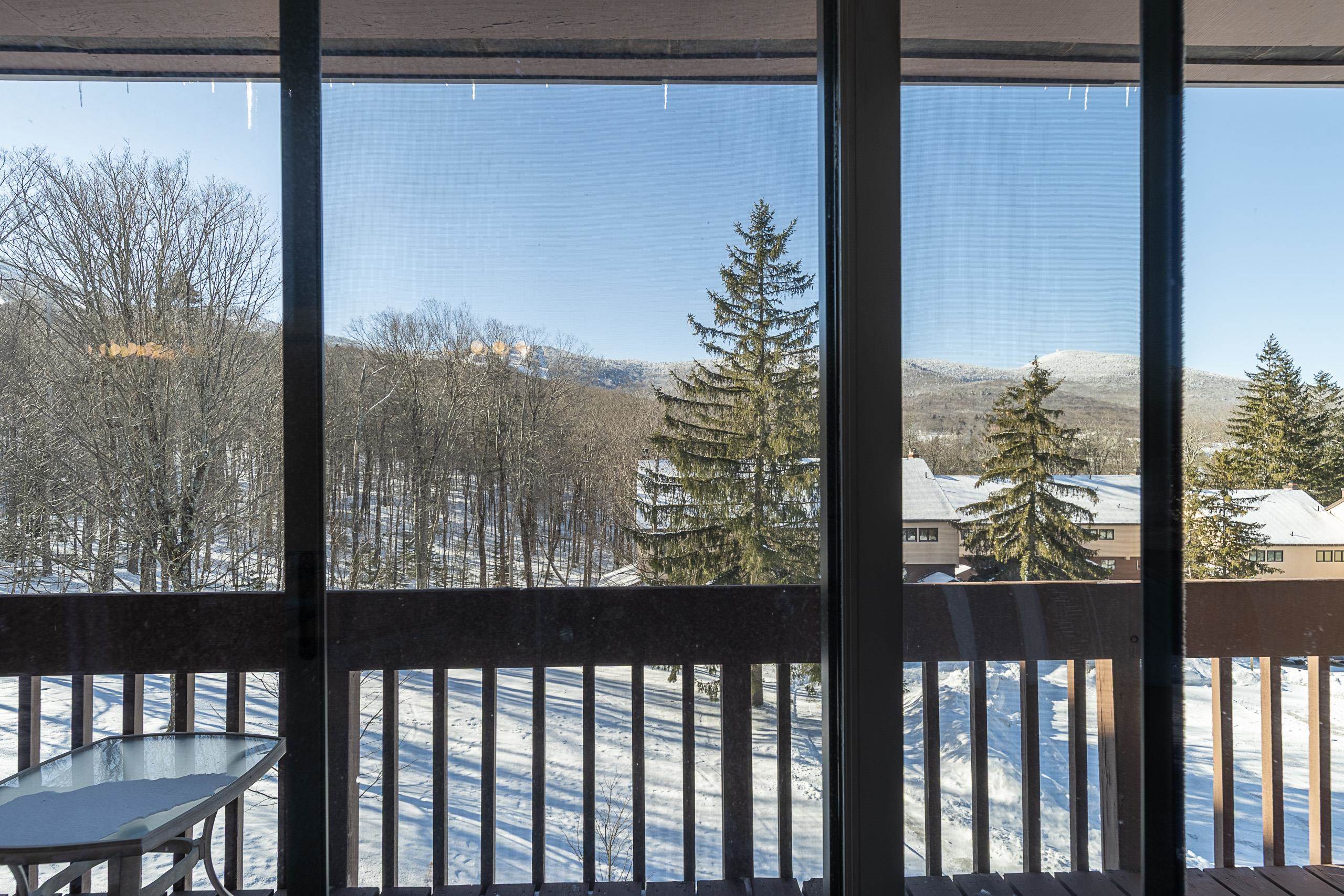 774 East Mountain Road, Unit D4 Killington, VT 05751 - Photo 31 of 32