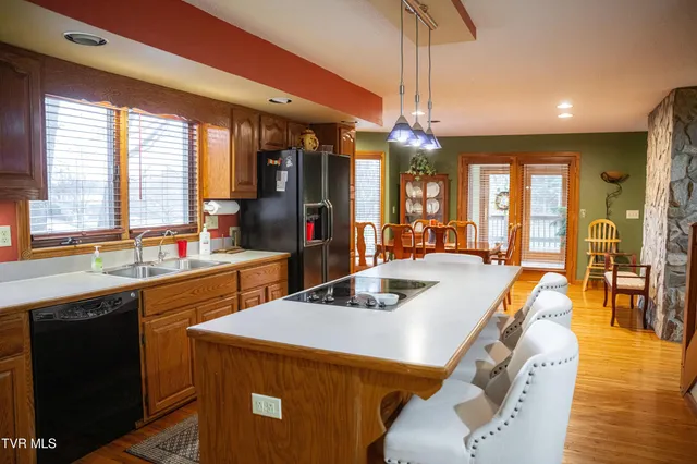 $575,000 | 299 South Rufe Taylor Road, Greeneville, TN 37745