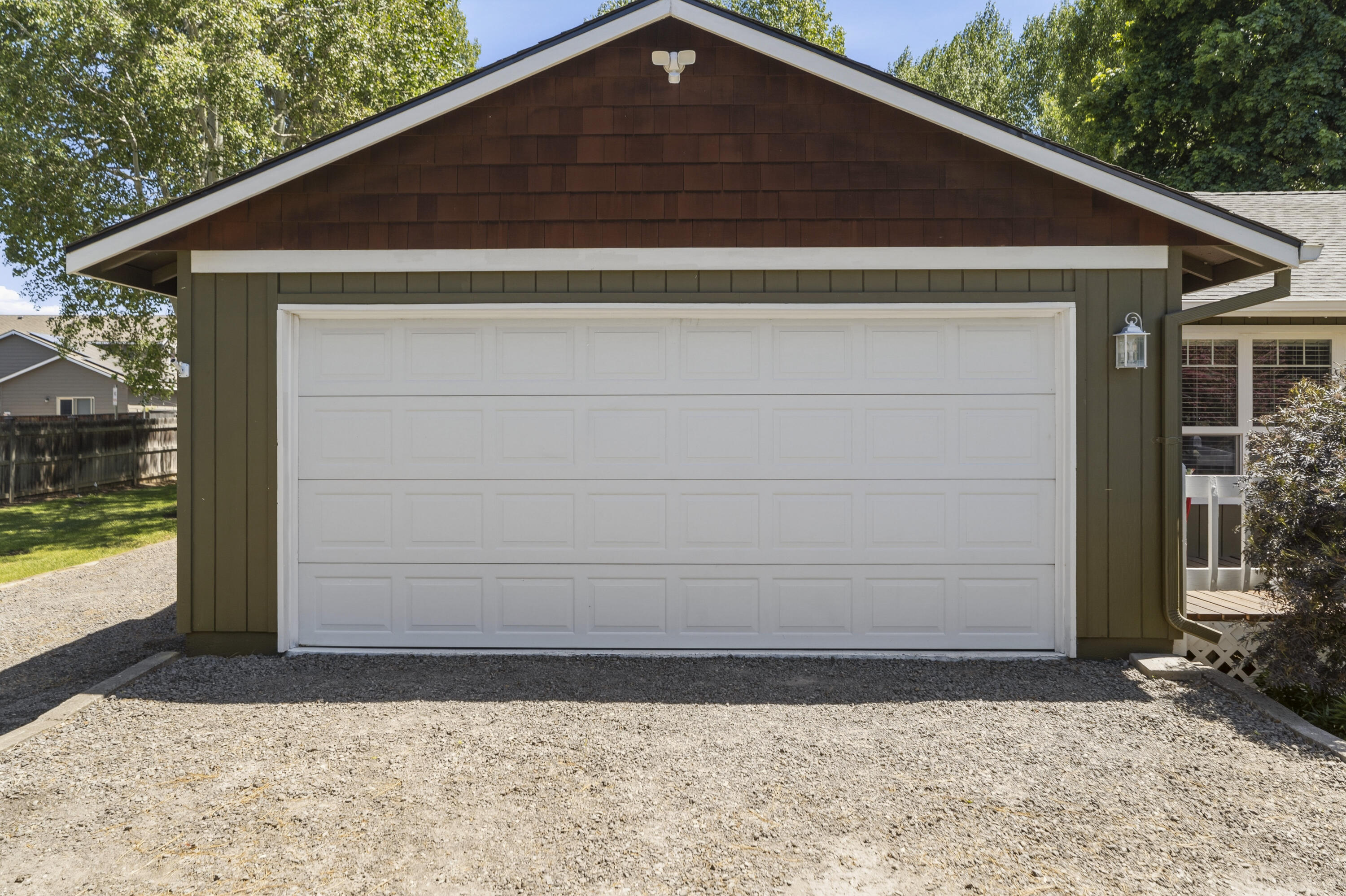 61908 Pettigrew Road Bend, OR 97702 - Photo 56 of 62 06-Exterior