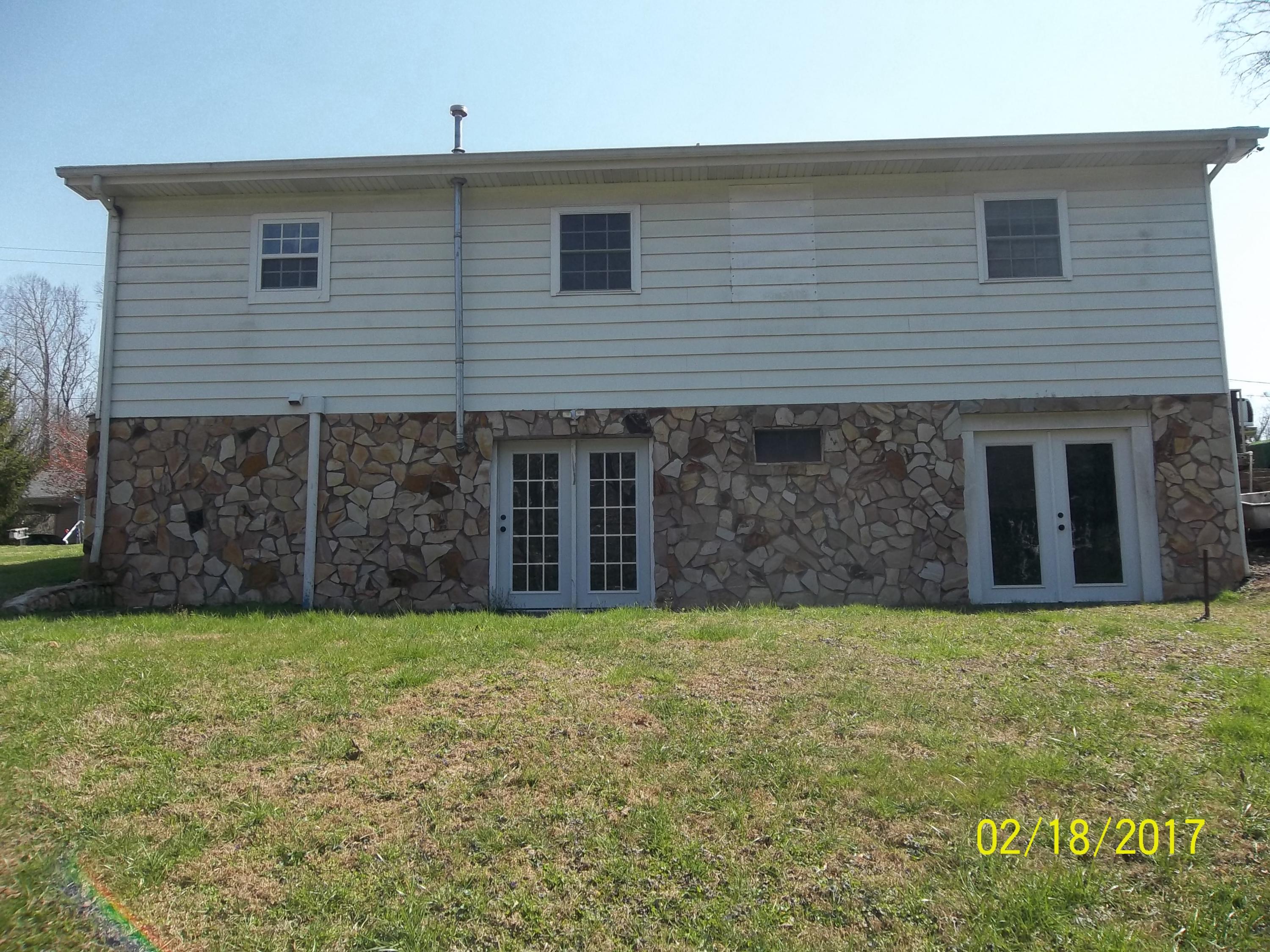 643 Butler Mill Road Oliver Springs, TN 37840 - Photo 5 of 10 100_1670