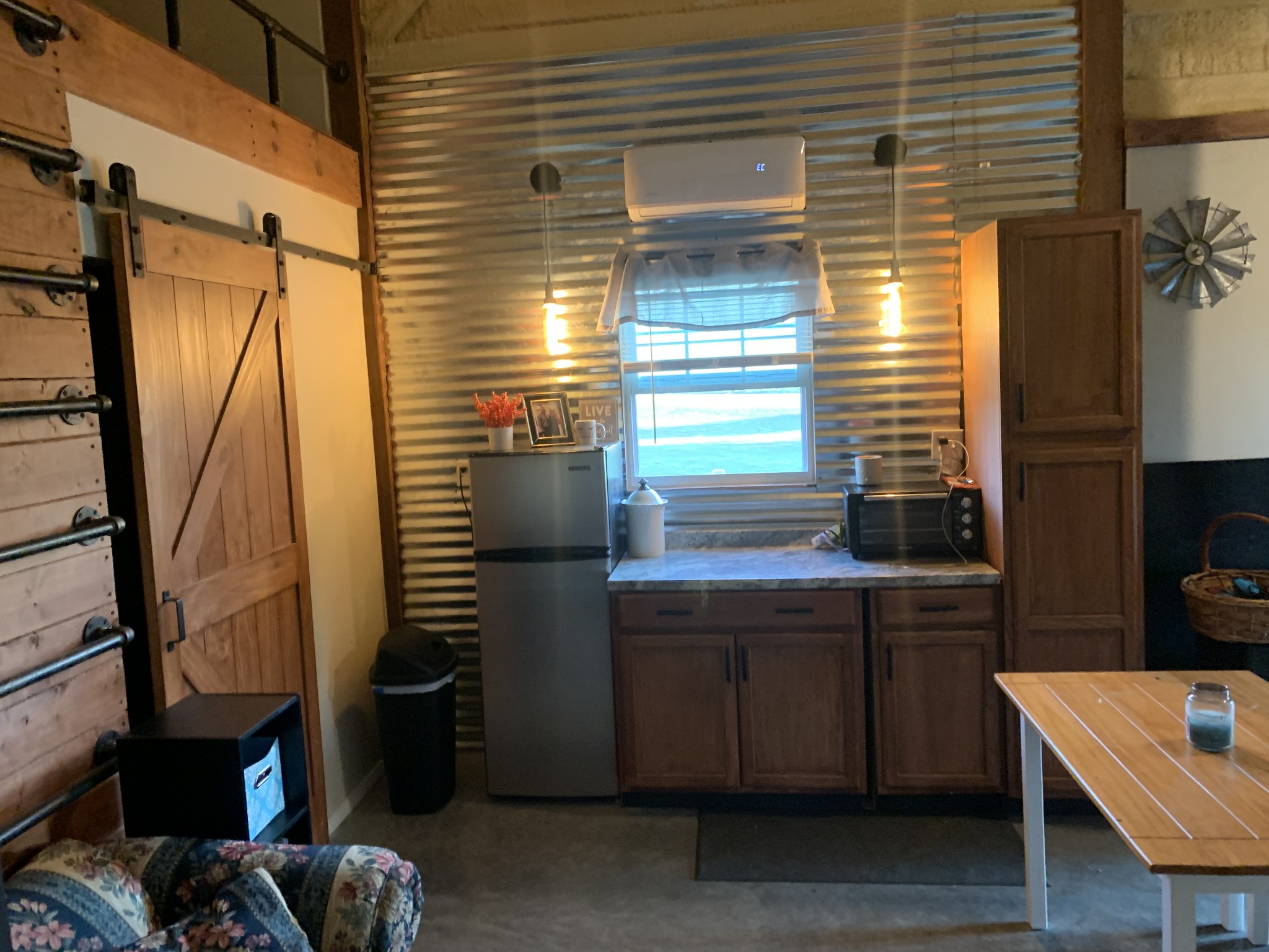326 Meadows Road Portland, TN 37148 - Photo 14 of 39 a kitchen with a sink and a refrigerator