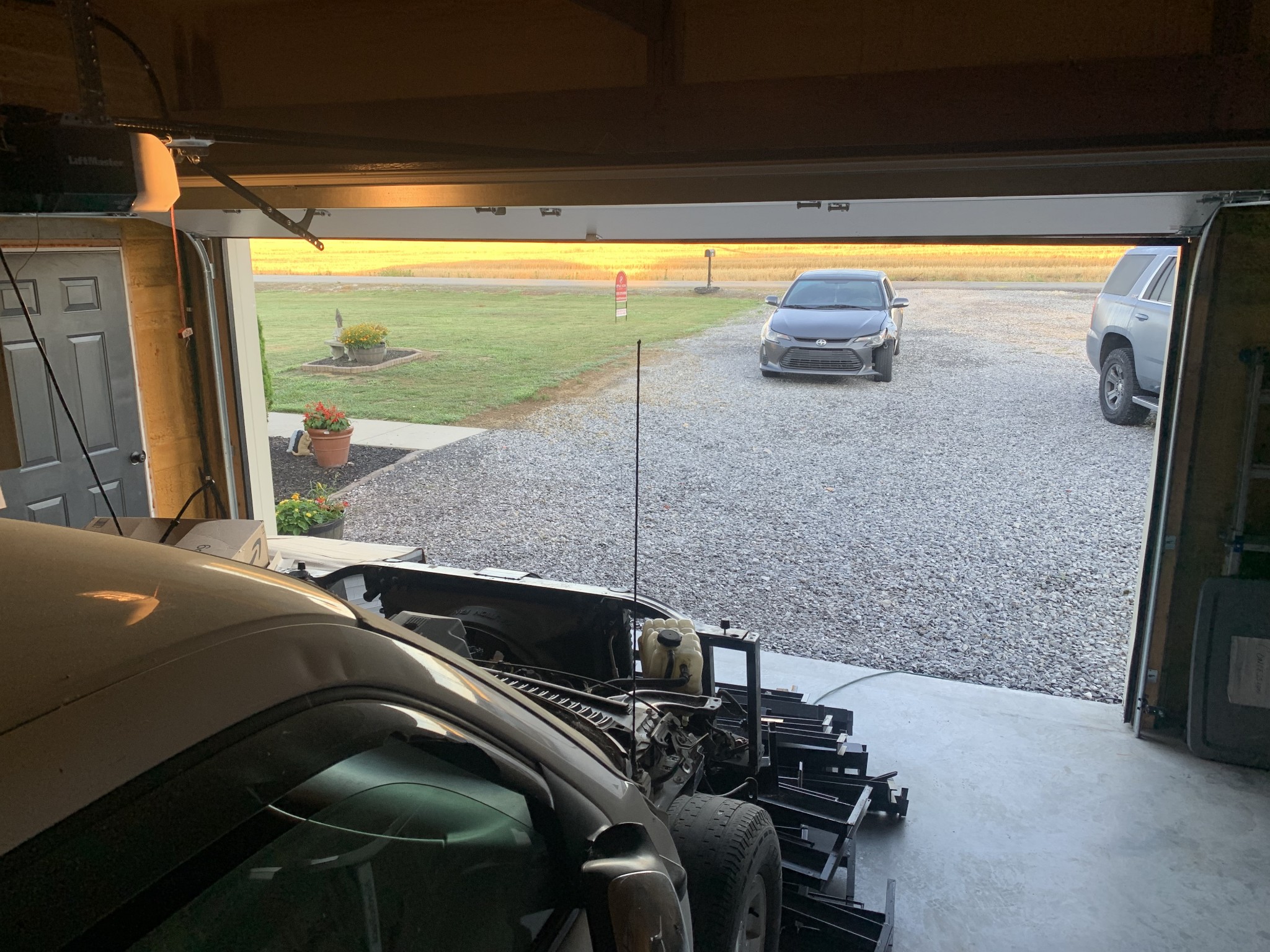 326 Meadows Road Portland, TN 37148 - Photo 21 of 39 a room with a couch