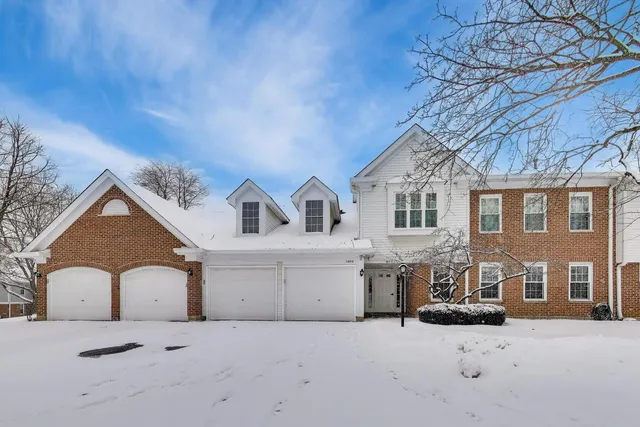 $330,000 | 1403 Clove Court, Unit B, Mount Prospect, IL 60056
