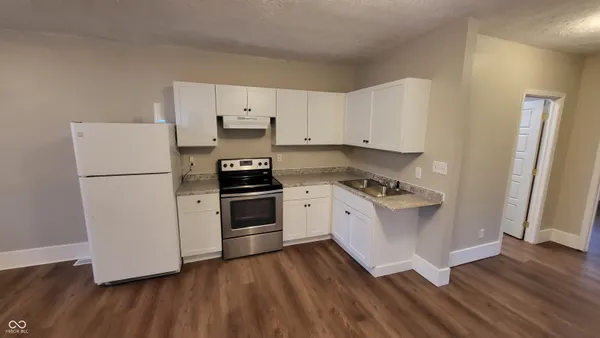 $750 | 3609 East Vermont Street, Indianapolis, IN 46201