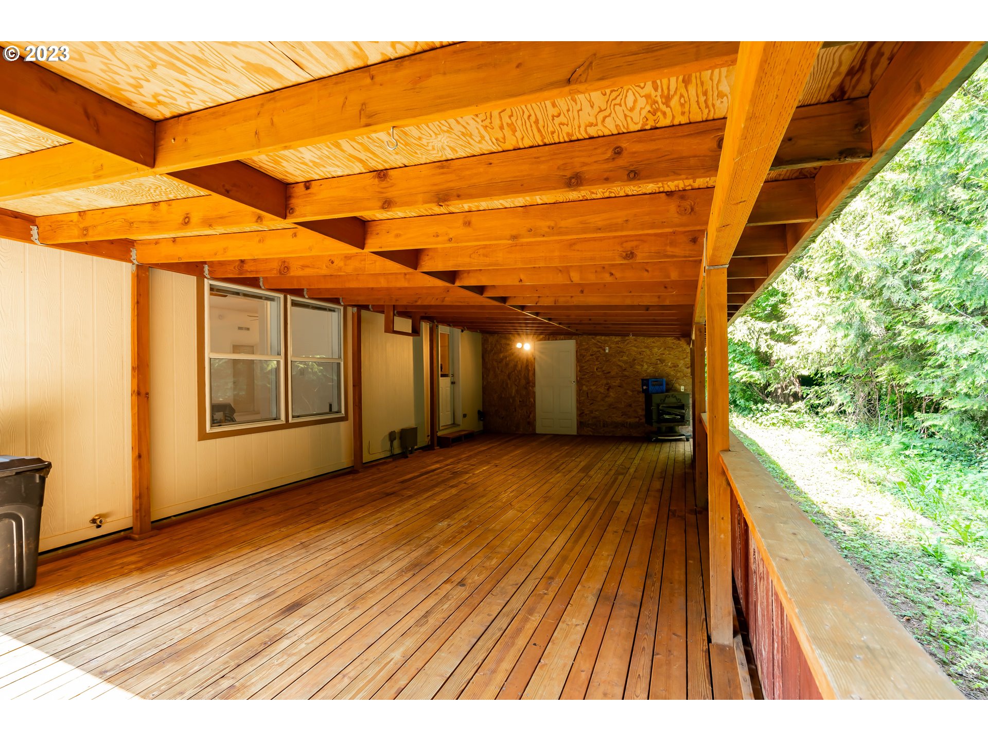 60929 Highway 26 Sandy, OR 97055 - Photo 31 of 38 a view of a house with wooden floor
