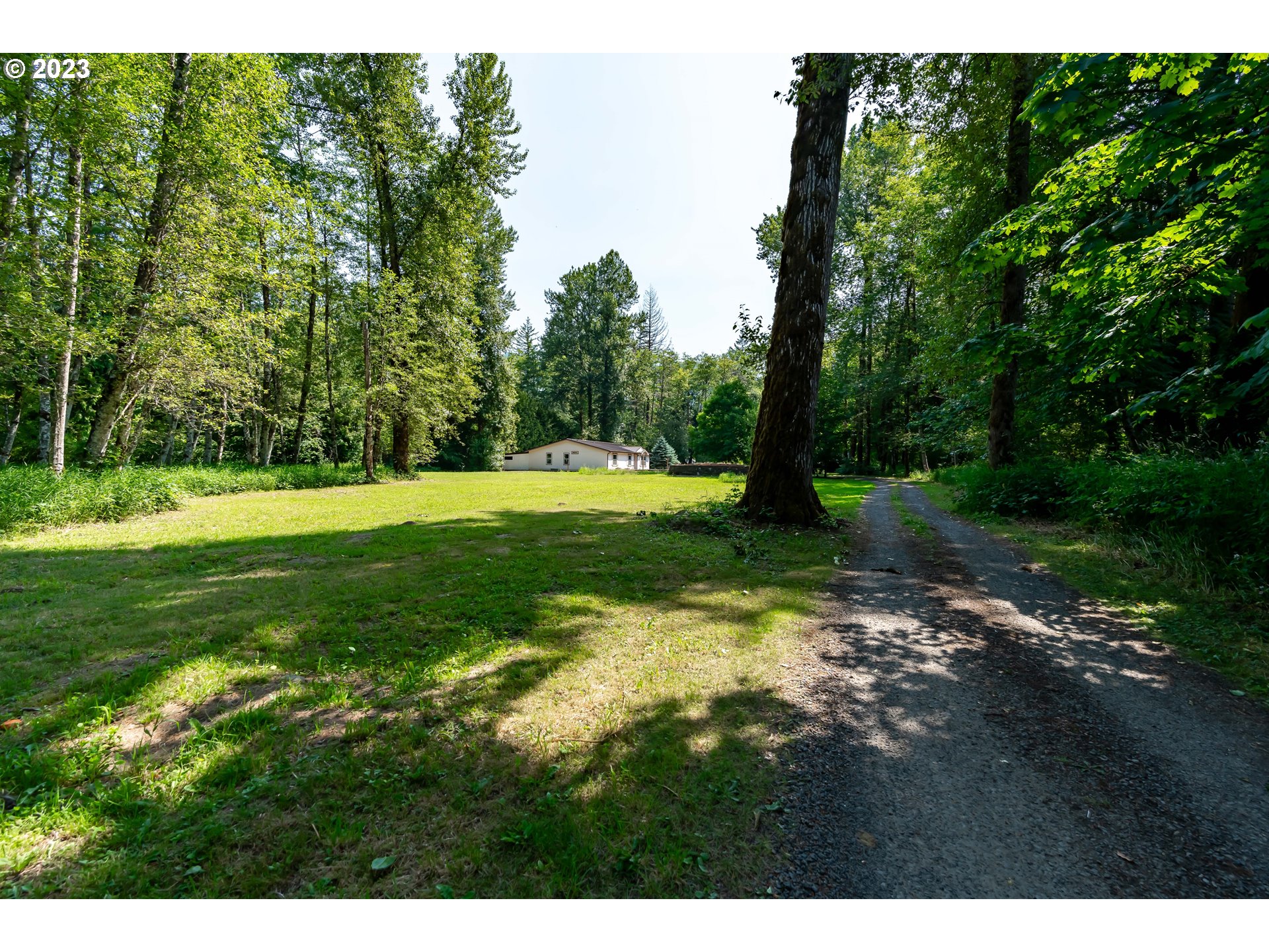 60929 Highway 26 Sandy, OR 97055 - Photo 5 of 38 a big yard with lots of green space