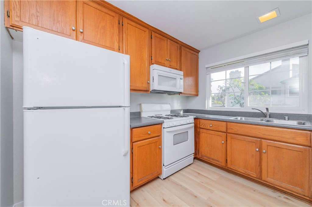 6 Exeter, Unit 16 Irvine, CA 92612 - Photo 11 of 21