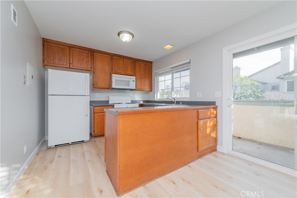 6 Exeter, Unit 16 Irvine, CA 92612 - Photo 9 of 21