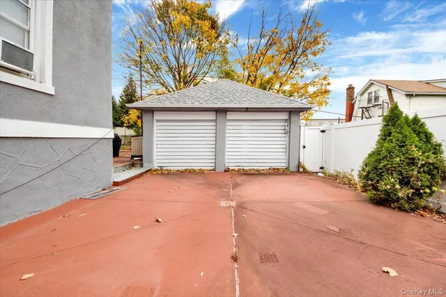 a view of a house with a outdoor space