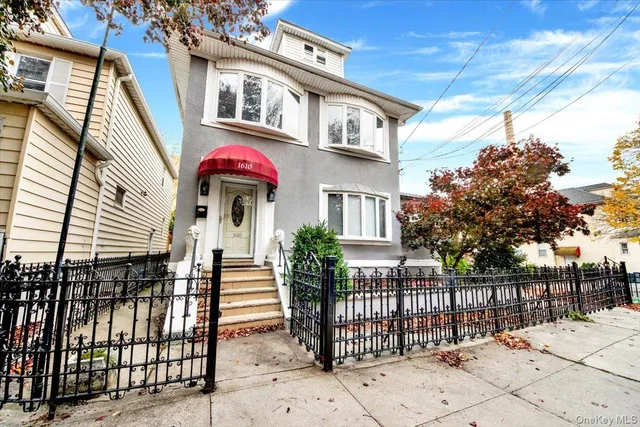 $1,350,000 | 1610 Hering Avenue | Morris Park